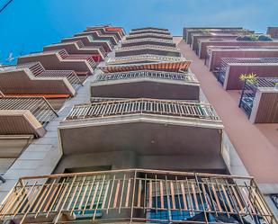 Exterior view of Flat for sale in Figueres