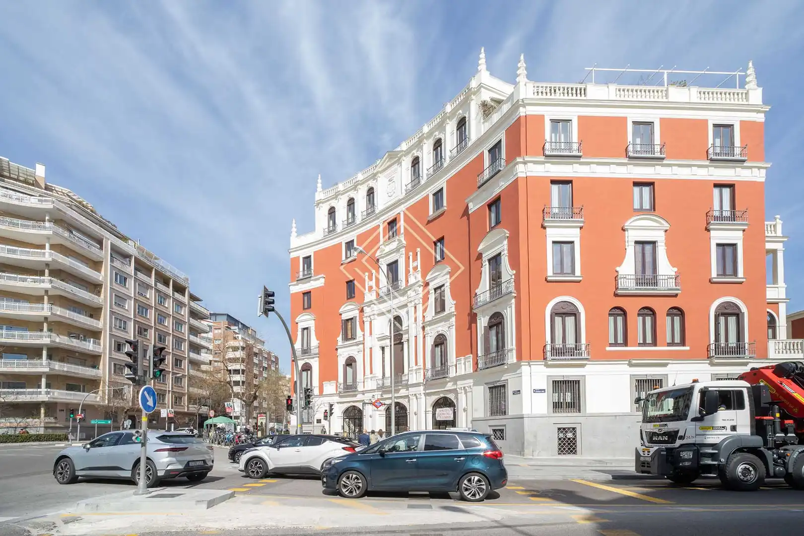 Außenansicht von Wohnung zur Miete in Madrid mit Klimaanlage, Heizung und Haustiere erlaubt