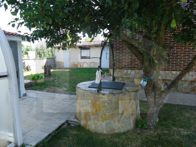 Garden of Single-family semi-detached for sale in Medina de Pomar  with Heating, Swimming Pool and Balcony