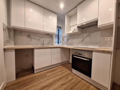 Kitchen of Flat for sale in  Madrid Capital  with Heating