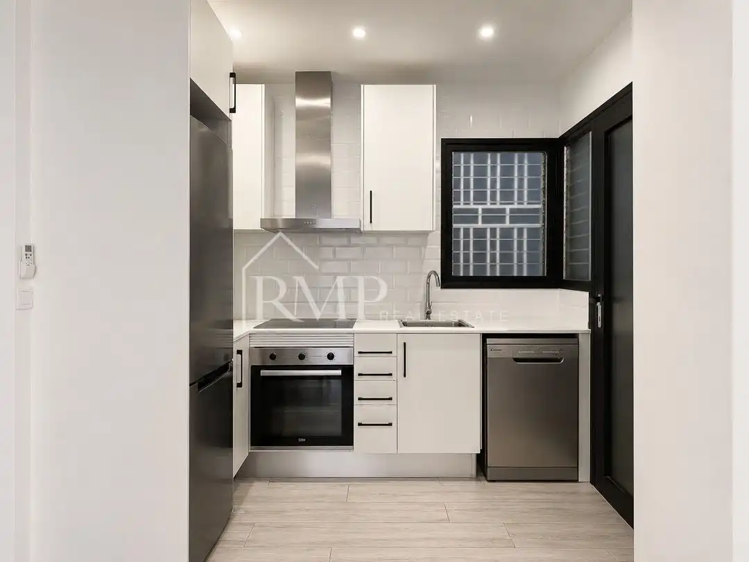 Cocina de Piso en venta en Barcelona con Aire acondicionado, Calefacción y Terraza