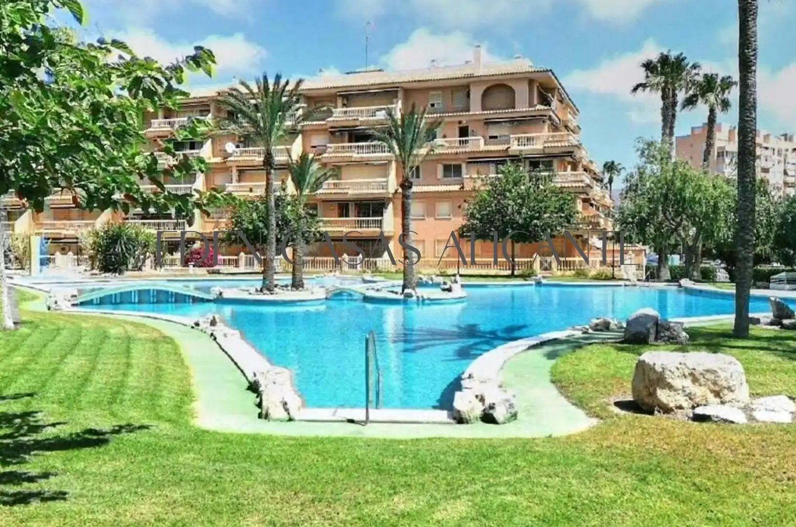 Swimming pool of Flat for sale in El Campello  with Air Conditioner, Heating and Private garden