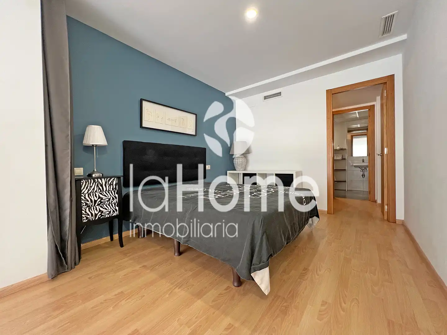 Local en venda en Paterna amb Aire condicionat i Parquet
