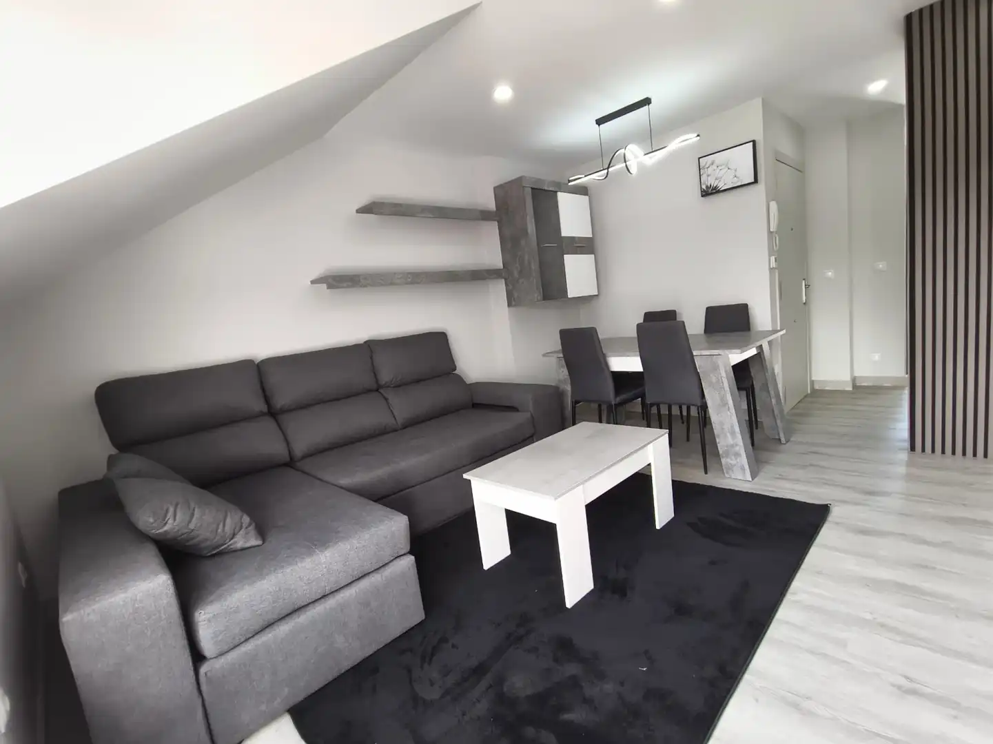 Living room of Attic for rent in Entrambasaguas  with Heating, Terrace and Furnished