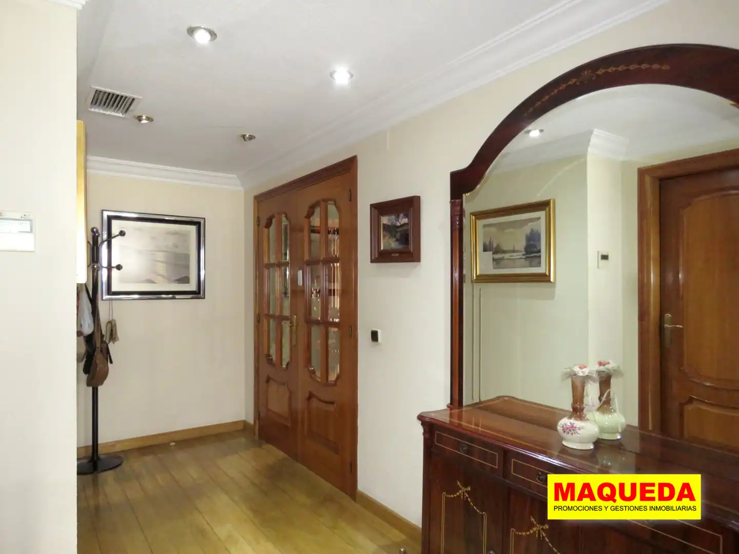 Flat for sale in Alcorcón  with Air Conditioner, Heating and Parquet flooring