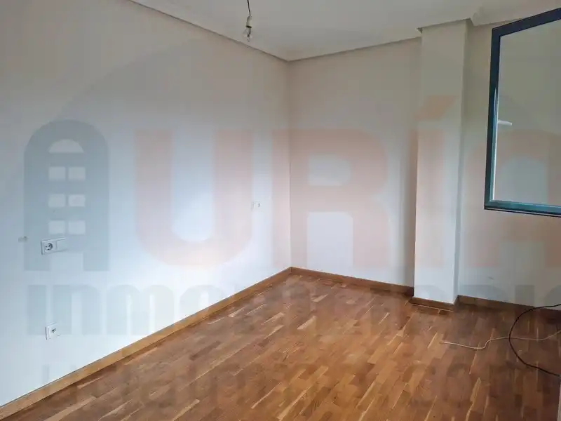 Pis en venda en Siero amb Calefacció i Parquet