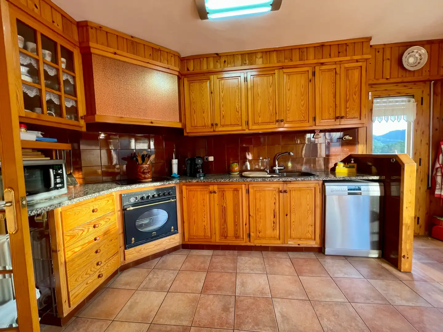 Cocina de Casa o chalet en venta en Sant Pau de Segúries con Aire acondicionado, Jardín privado y Terraza