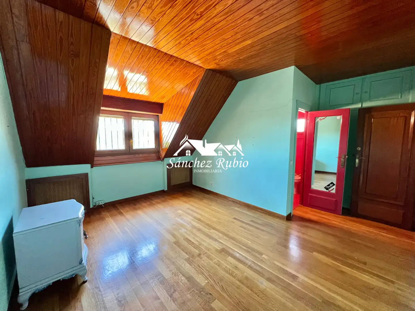 Bedroom of Houses for sale in Torrelodones  with Heating, Private garden and Parquet flooring
