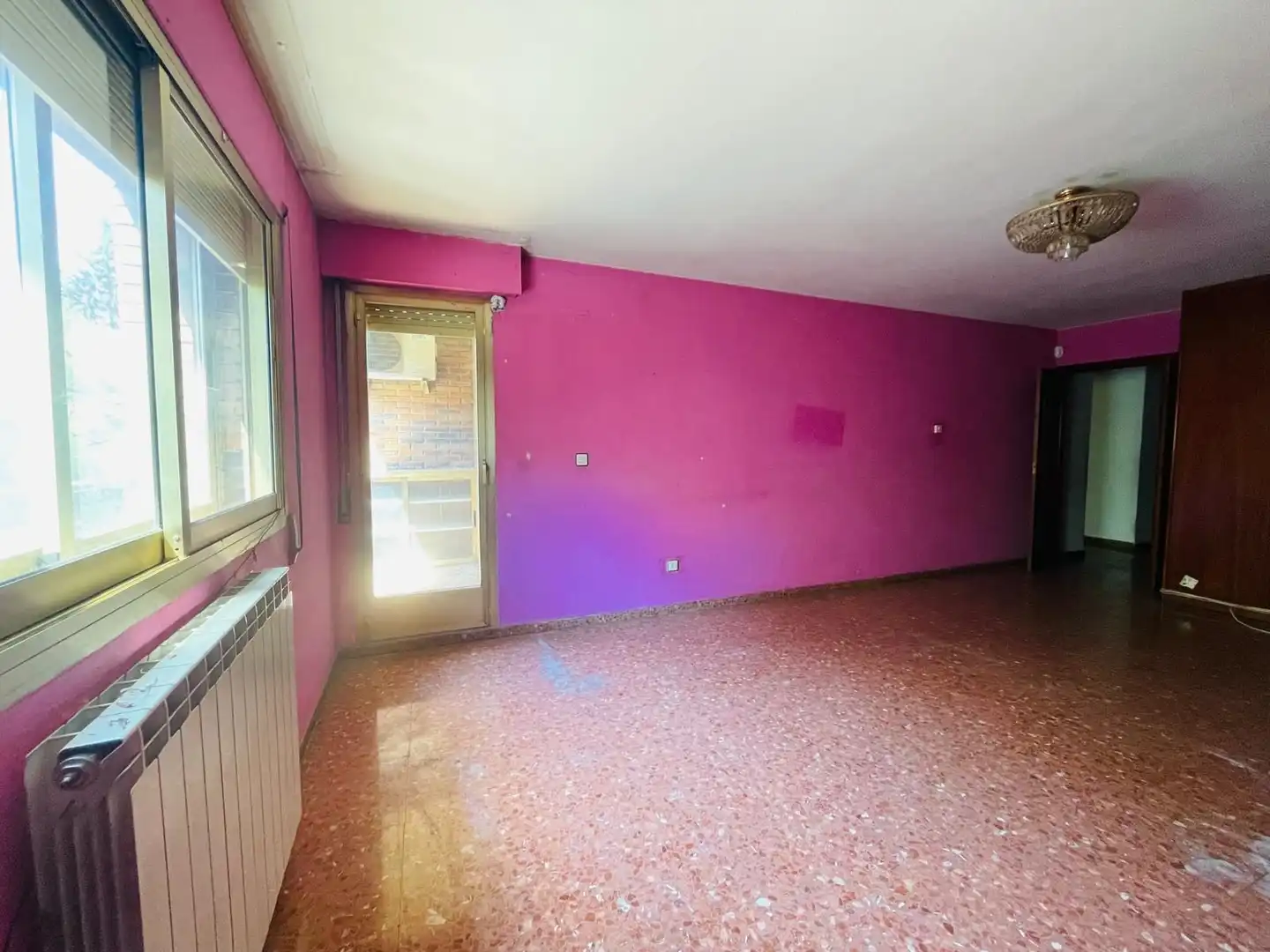 Living room of Flat for sale in Zaragoza  with Heating and Terrace