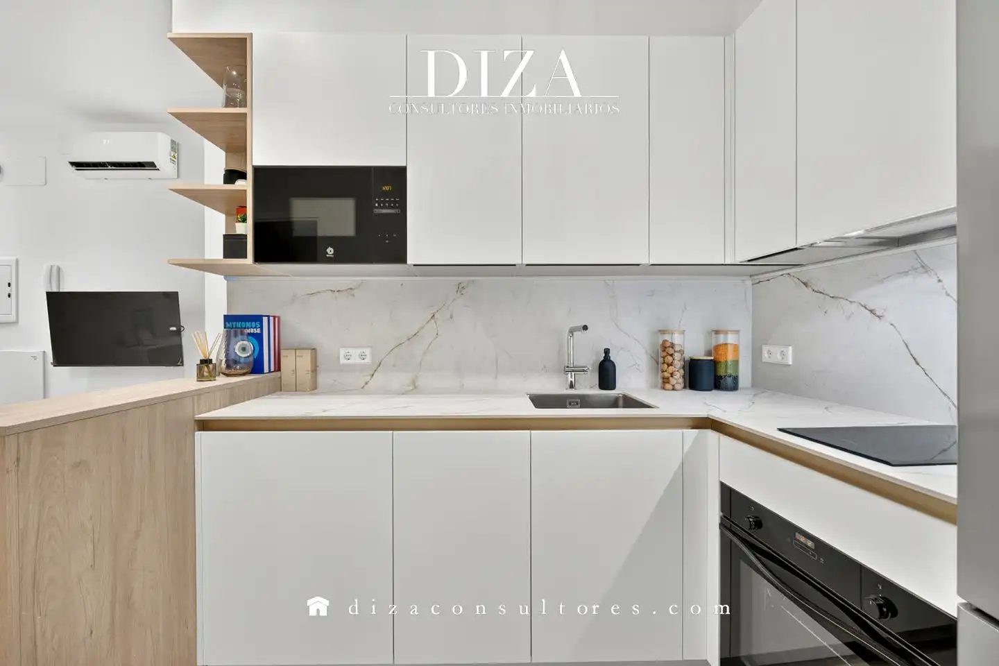 Kitchen of Ground floor for rent in Madrid  with Air Conditioner and Furnished