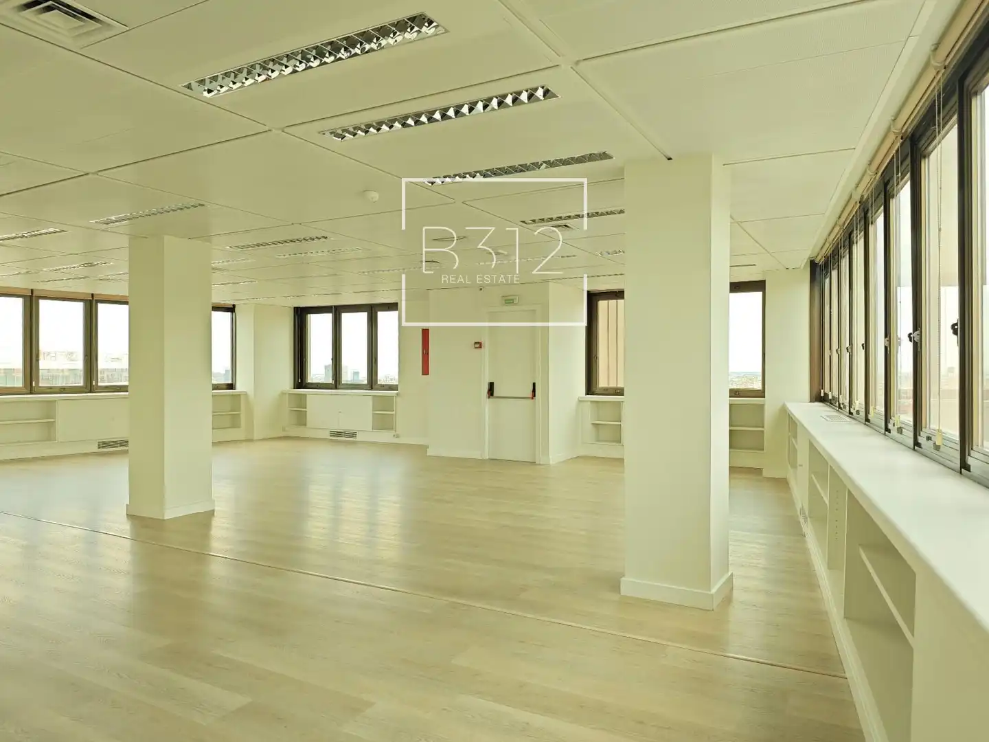 Office for rent in Barcelona  with Air Conditioner and Heating