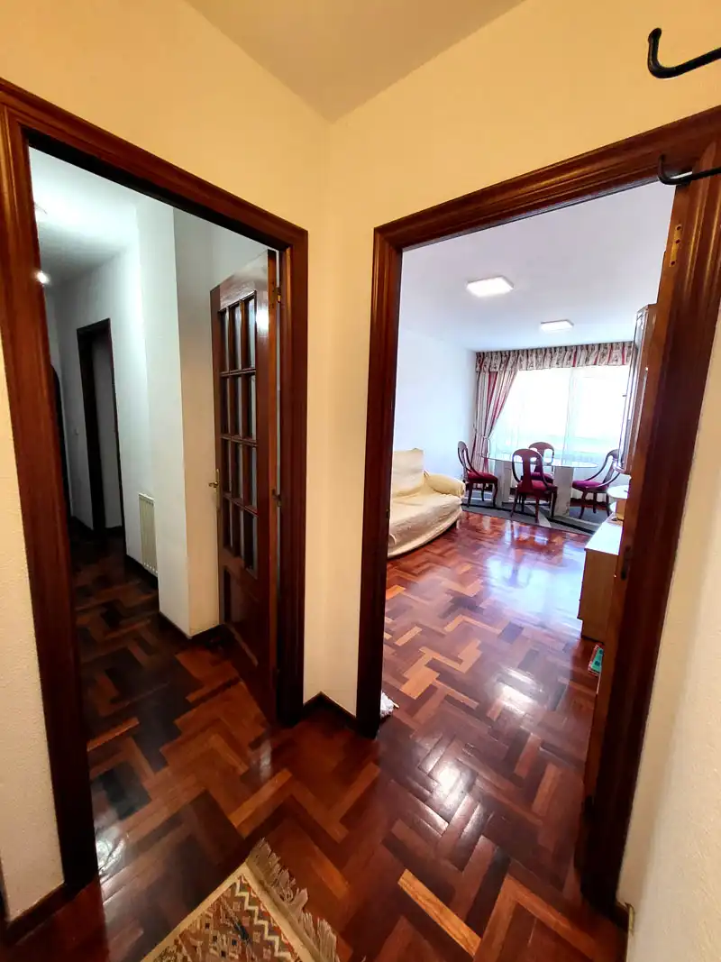 Flat for rent in Vigo   with Heating, Parquet flooring and Storage room