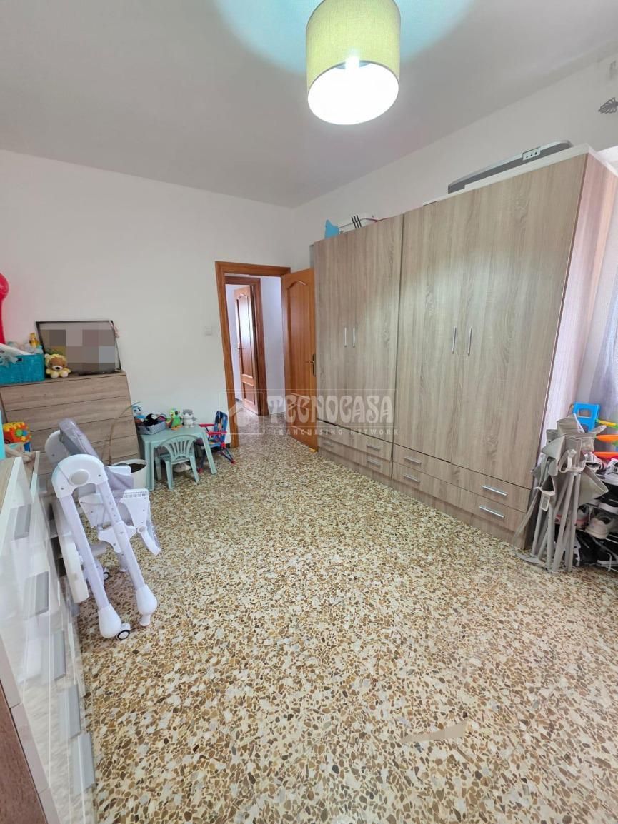Flat for sale in  Almería Capital