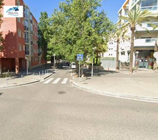 Garaje en Venta en Barenys