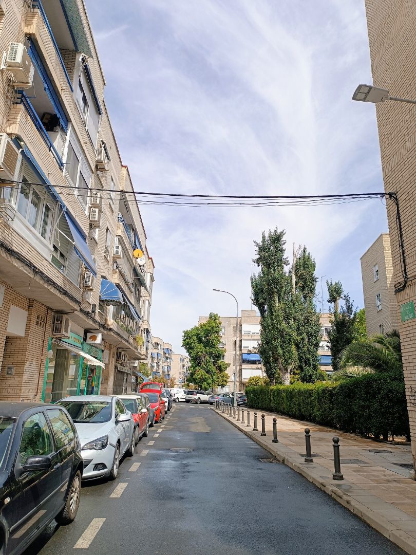 Vista exterior de Casa adosada en venda en San Fernando de Henares amb Calefacció