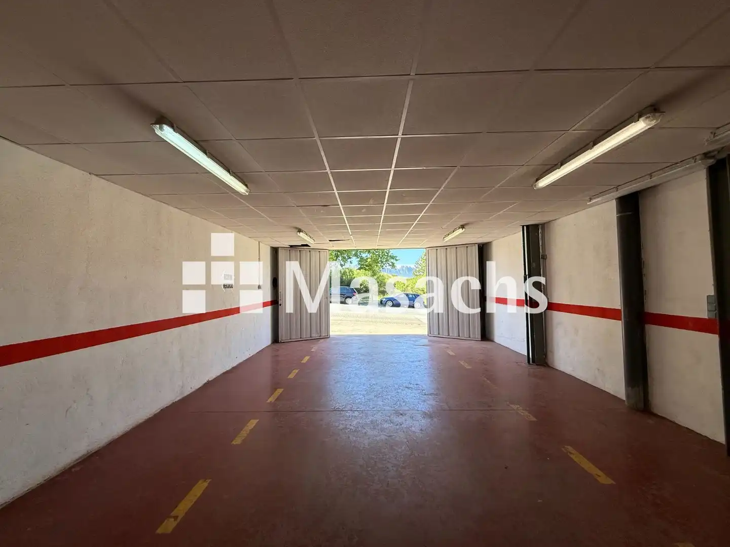 Parking de Nave industrial de alquiler en Manresa