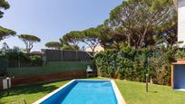 Jardí de Casa o xalet en venda en Castelldefels amb Aire condicionat, Jardí privat i Terrassa