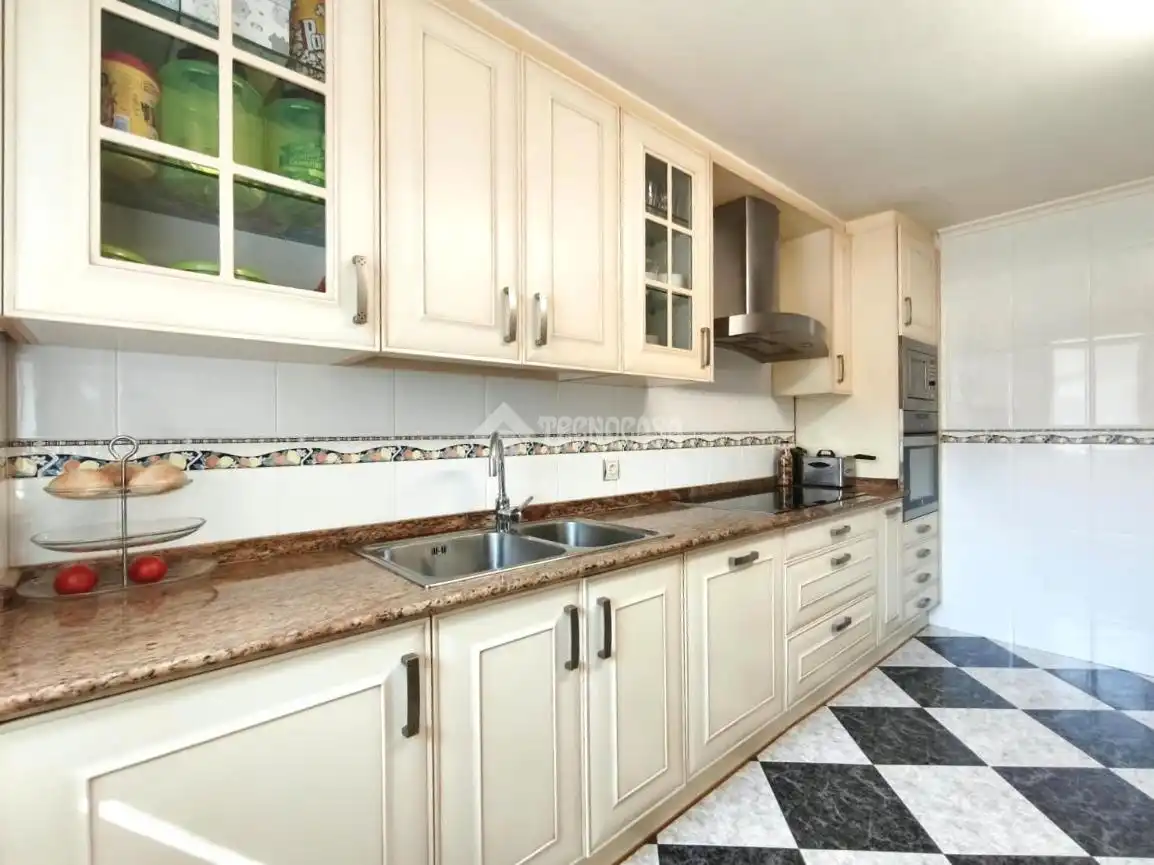 Casa aparellada en venda a Medina del Campo, imagen 8
