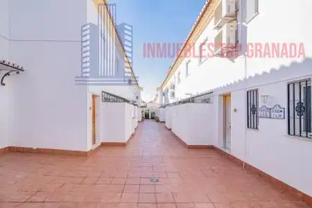 Dúplex en venta en Torre de Comares, Barrio de Zaidín