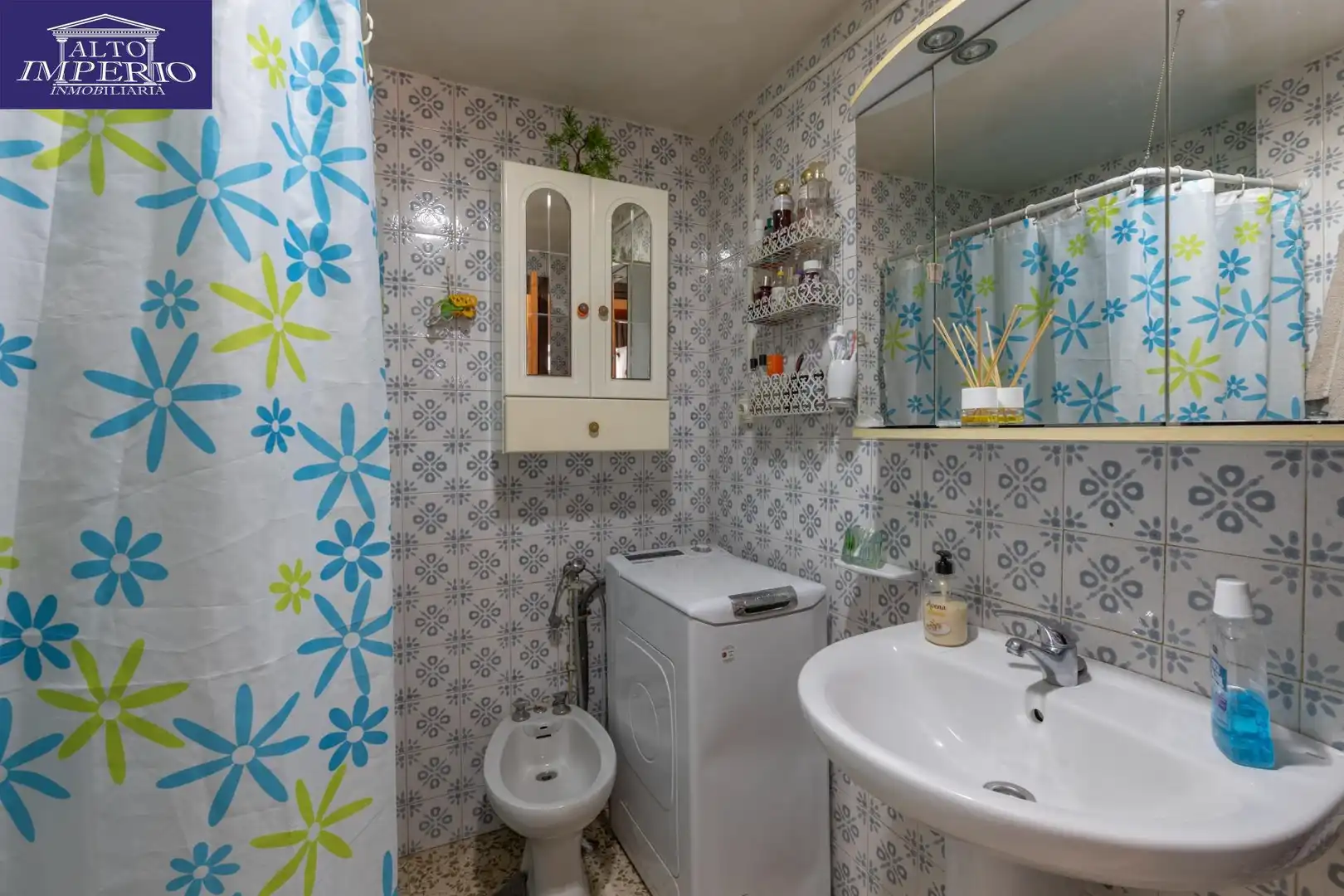 Baño de Piso en venta en Granada