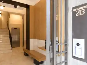 Büro zum Verkauf in Terrassa mit Abstellraum