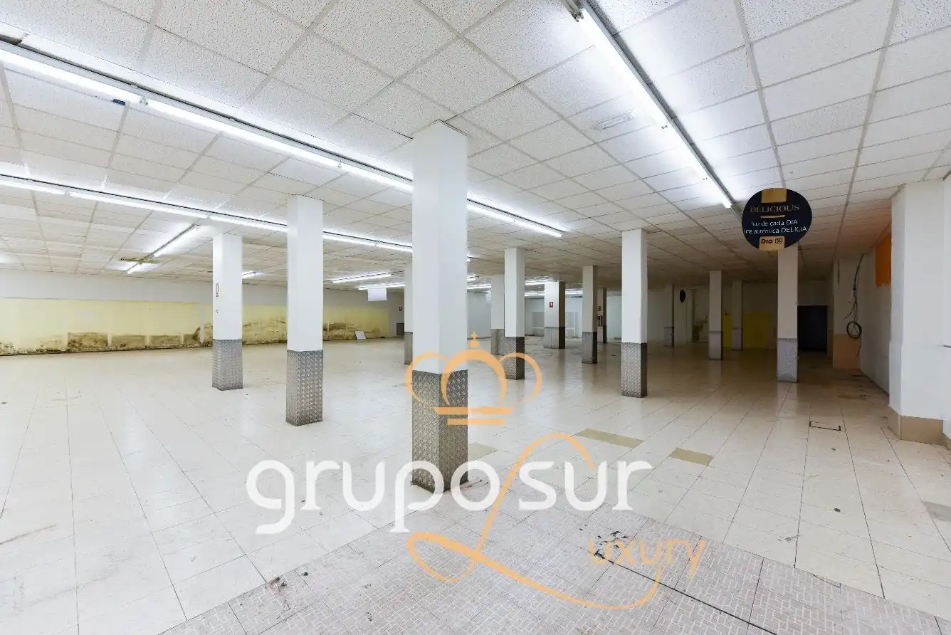 Local comercial de lloguer a Calle Embajadores, imagen 14