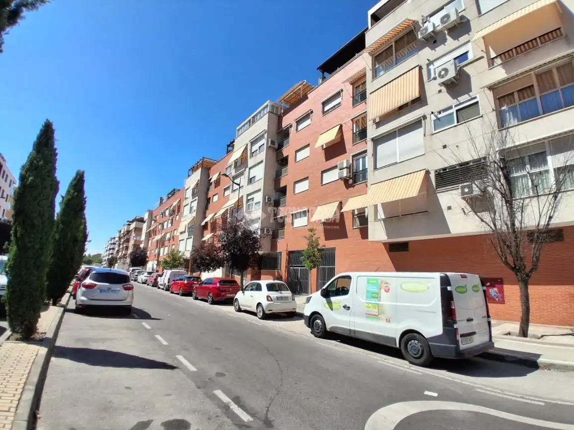 Außenansicht von Wohnung zum Verkauf in Getafe mit Heizung