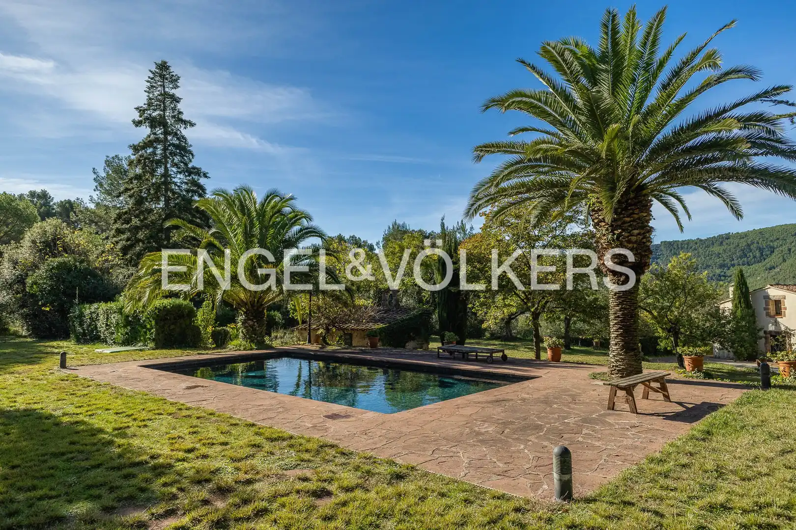 Vista exterior de Finca rústica en venda en Bigues i Riells del Fai amb Calefacció, Jardí privat i Terrassa