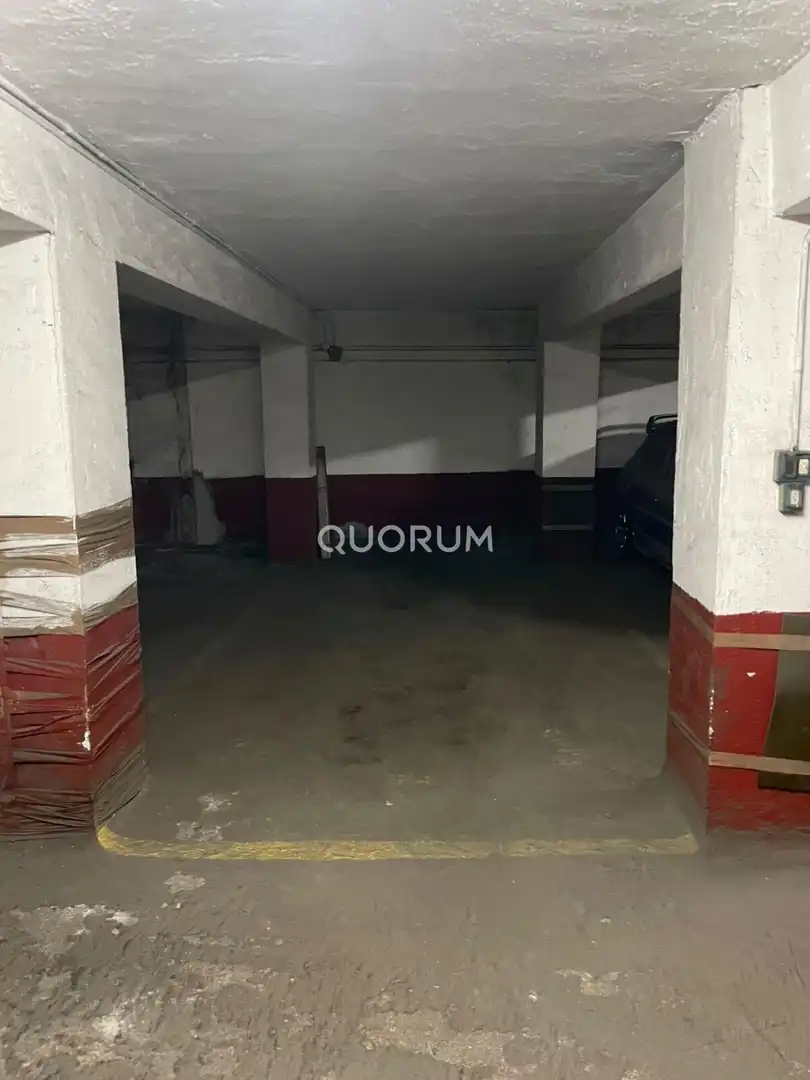 Parking de Piso en venta en Uribarri