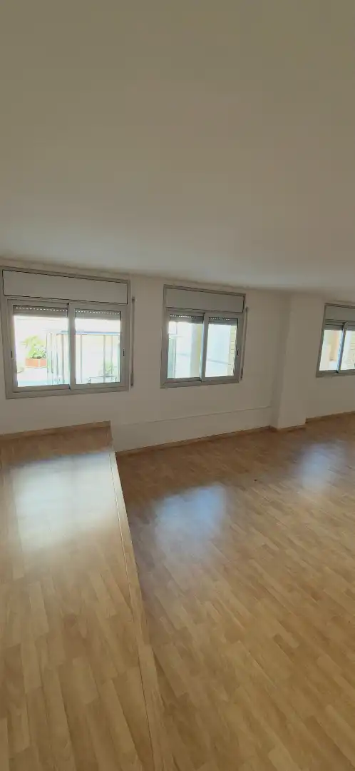 Schlafzimmer von Geschaftsraum zum Verkauf in Esplugues de Llobregat
