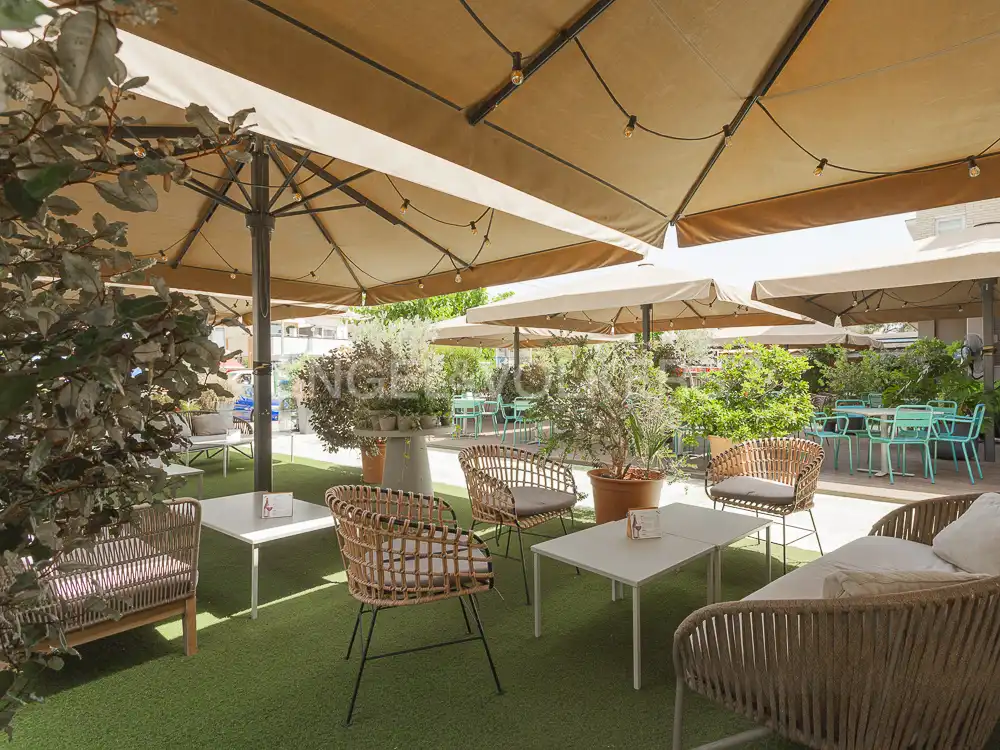 Terrassa de Local en venda en Castelldefels