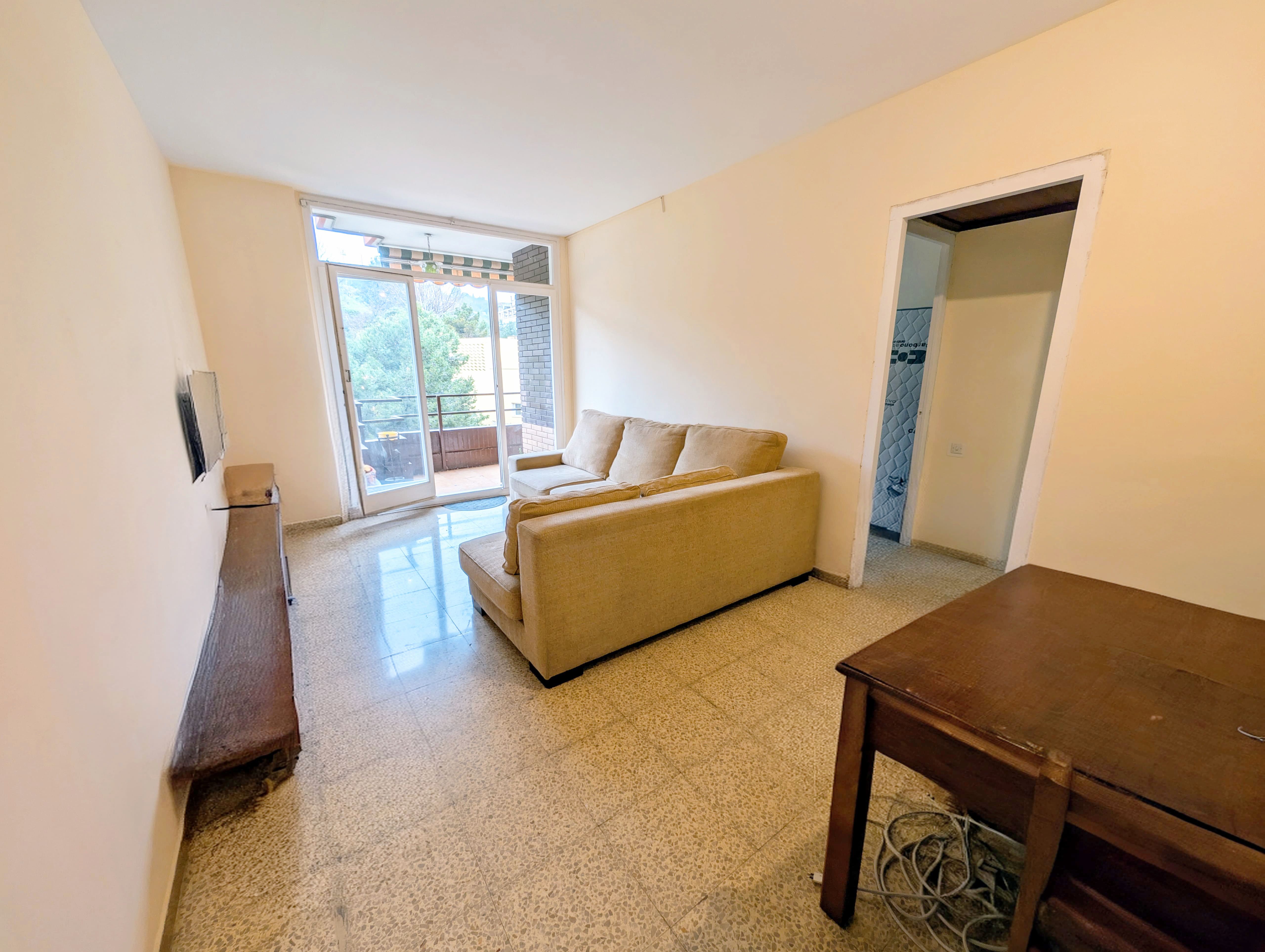 Living room of Flat for sale in  Barcelona Capital  with Balcony