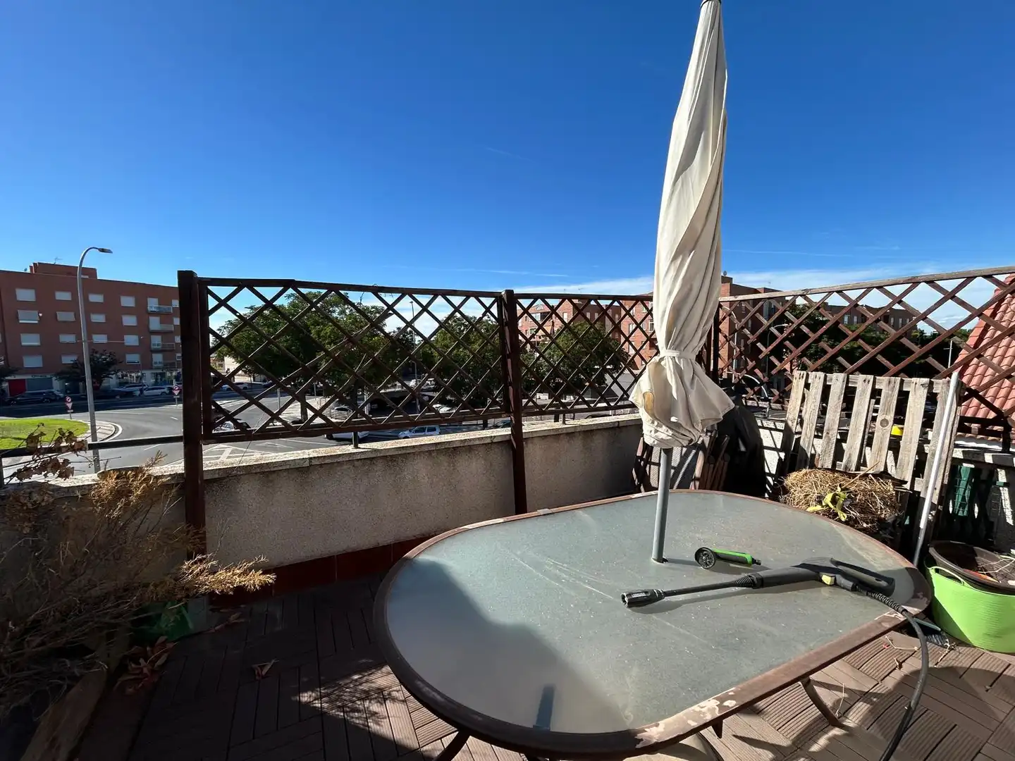 Terrassa de Casa adosada en venda en Ciudad Real amb Aire condicionat, Calefacció i Jardí privat