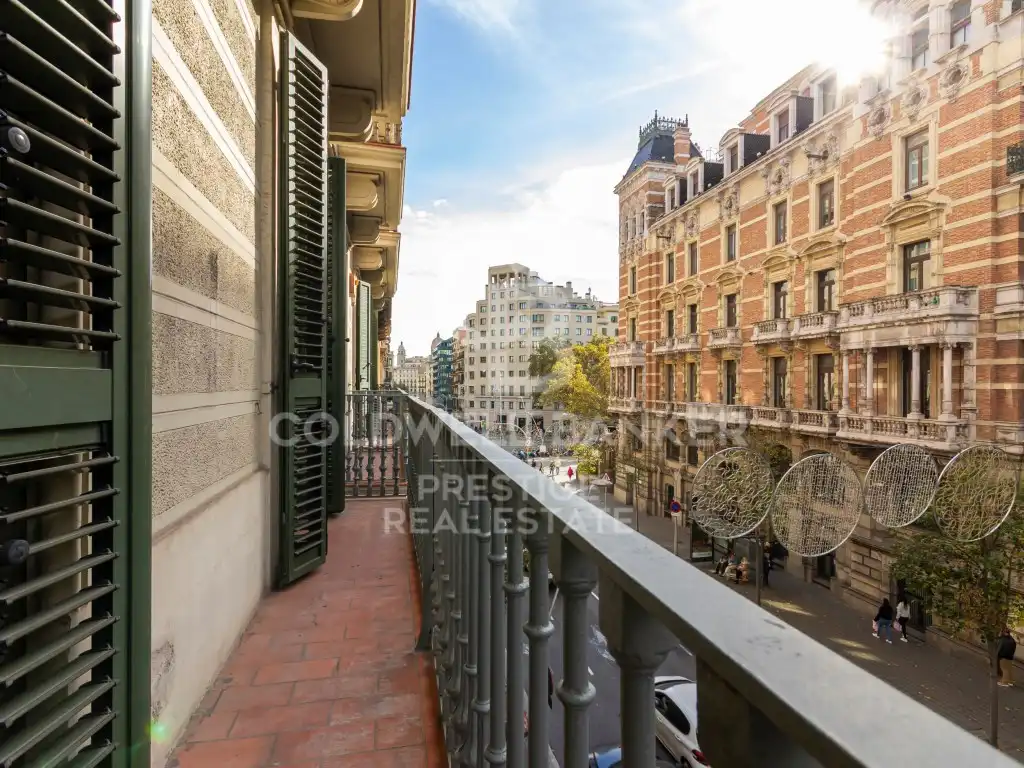 Appartamento con balcone in vendita a Carre de Balmes, imagen 3