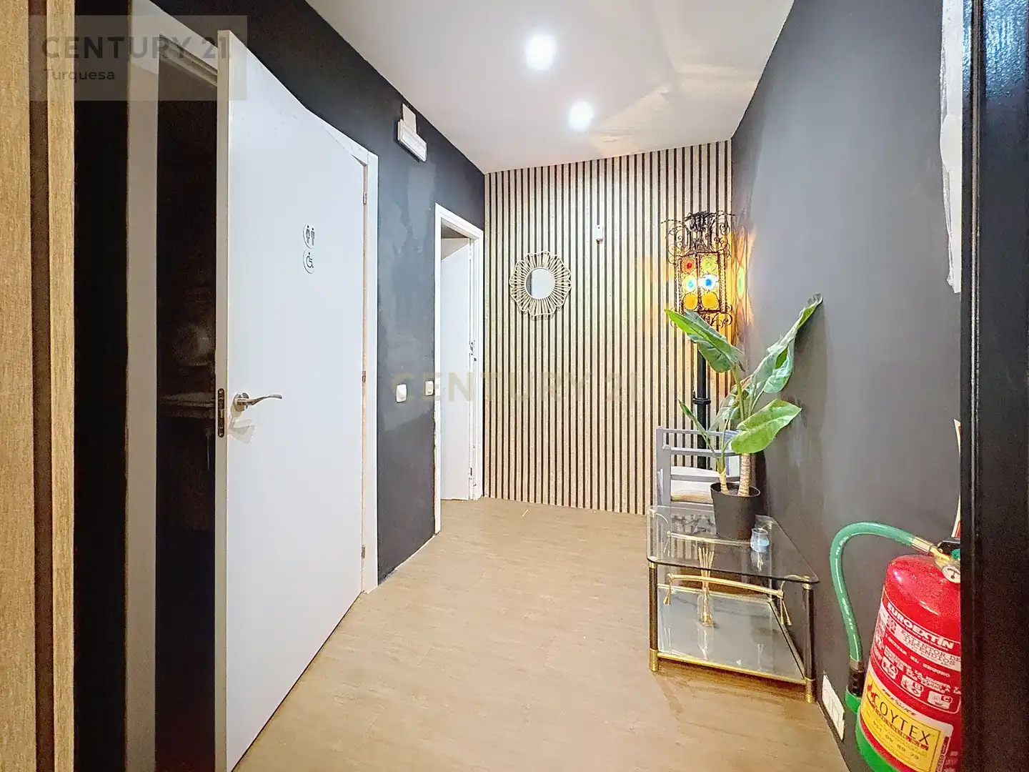 Commercial properties for transfer in Benalmádena  with Air Conditioner