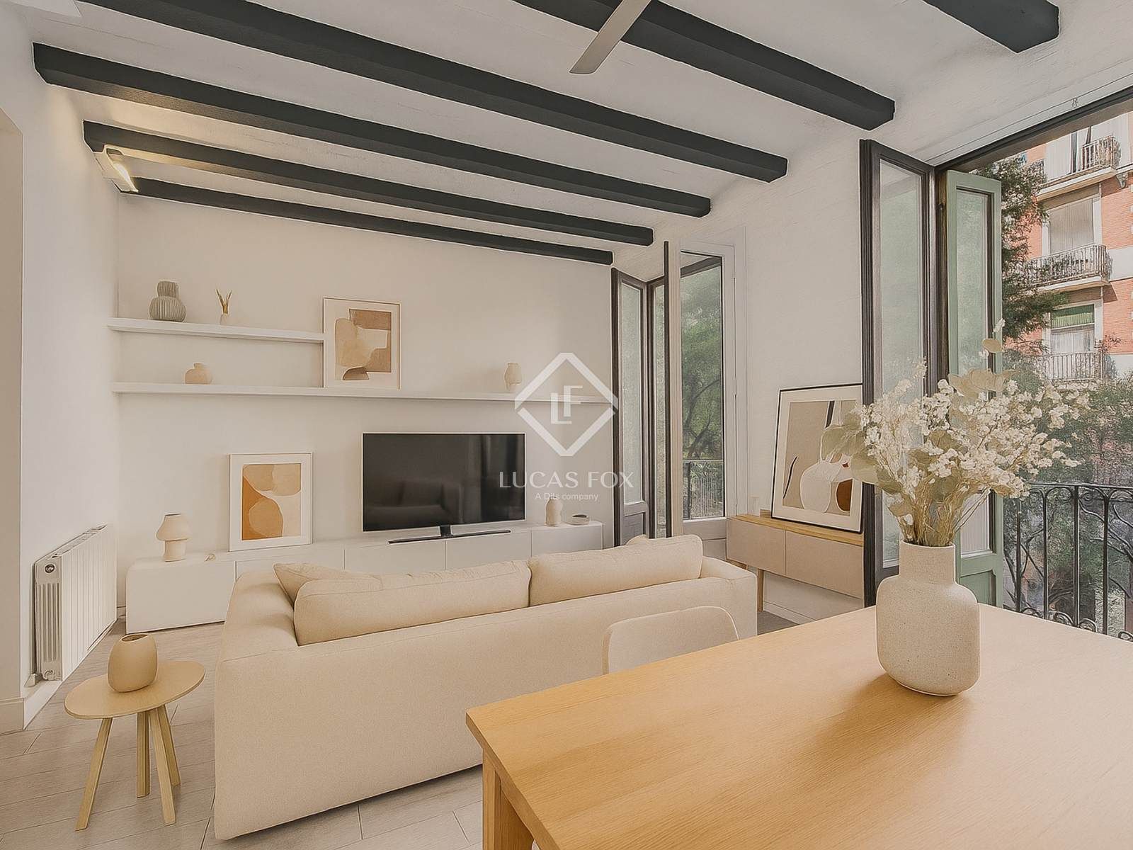 Living room of Flat for sale in  Barcelona Capital  with Air Conditioner, Heating and Parquet flooring