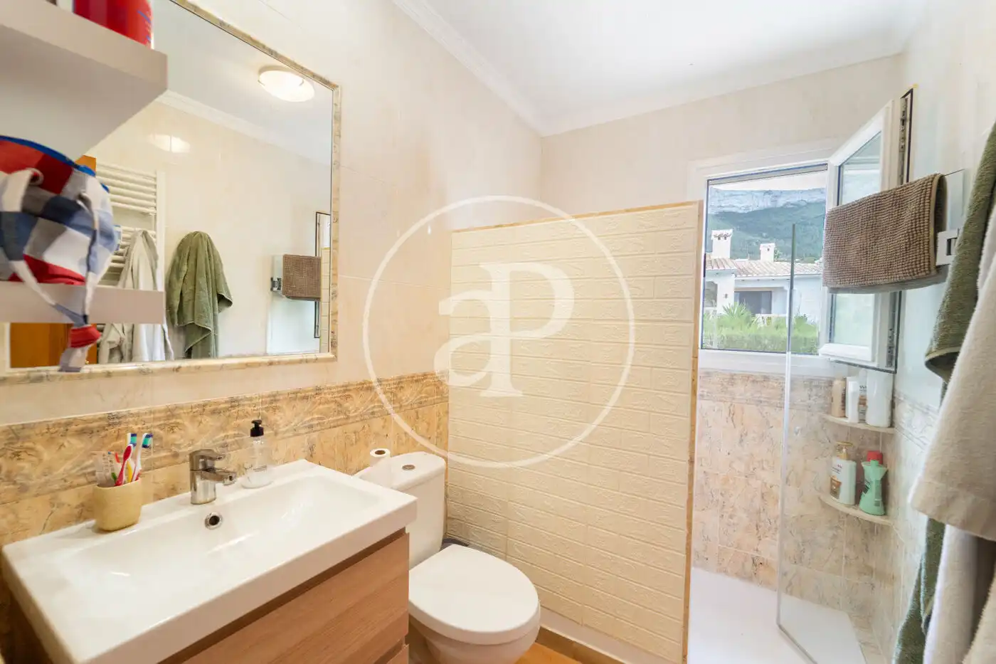 Bathroom of Houses for sale in Dénia  with Air Conditioner, Heating and Private garden