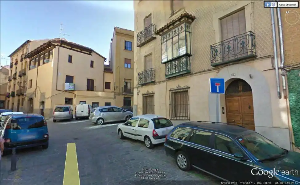 Vista exterior de Oficina de alquiler en Segovia con Calefacción