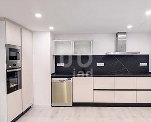 Kitchen of Flat for sale in Sabadell