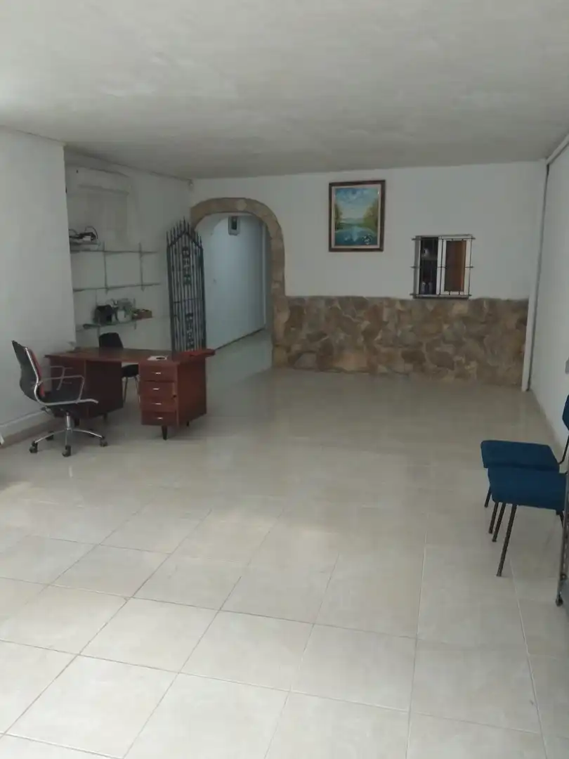 Local comercial en alquiler en Casco Urbano, imagen 4
