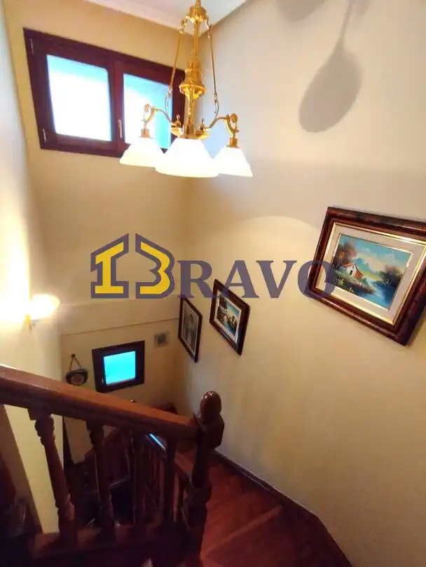 Casa adosada en venta en Medina de Pomar con Calefacción, Jardín privado y Terraza