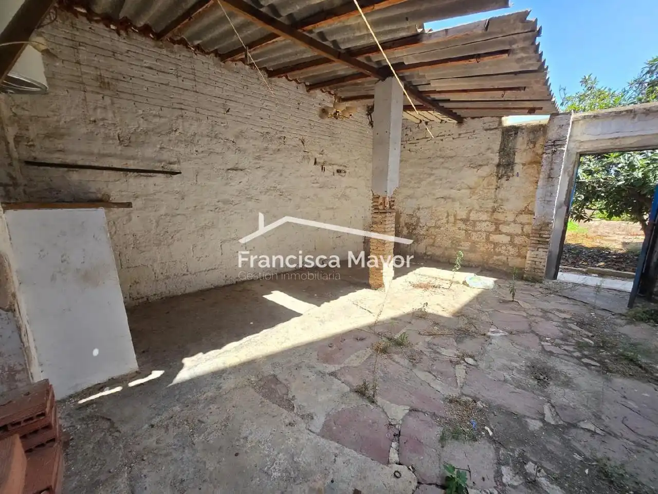 Erdgeschoss zum Verkauf in Valencia mit Terrasse