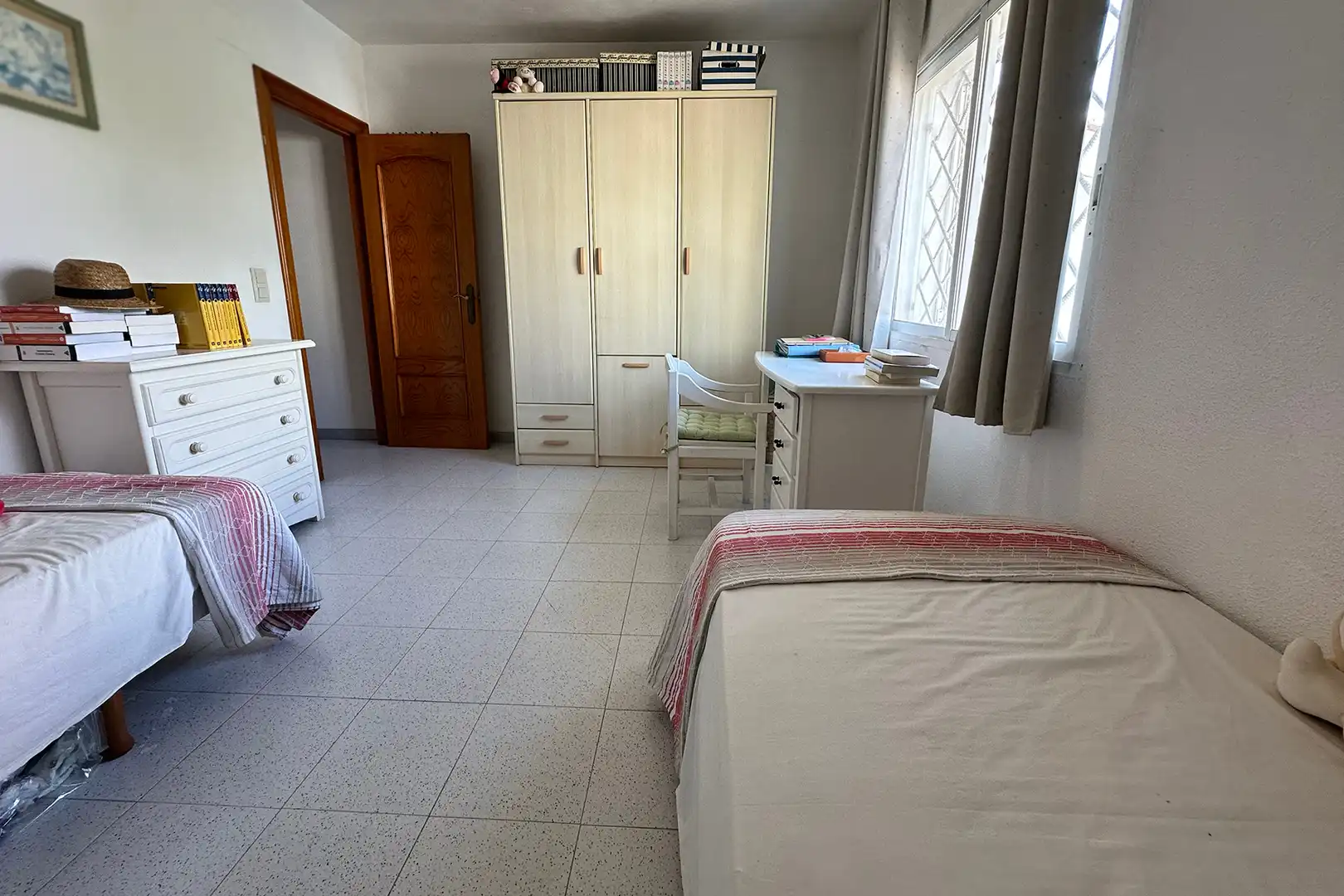 Habitación de Casa o chalet en venta en Vinaròs con Calefacción, Jardín privado y Terraza