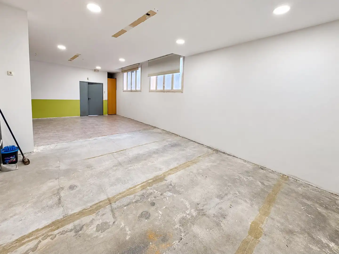 Gewerbefläche zur Miete in Carrer de Carles Buïgas, imagen 2