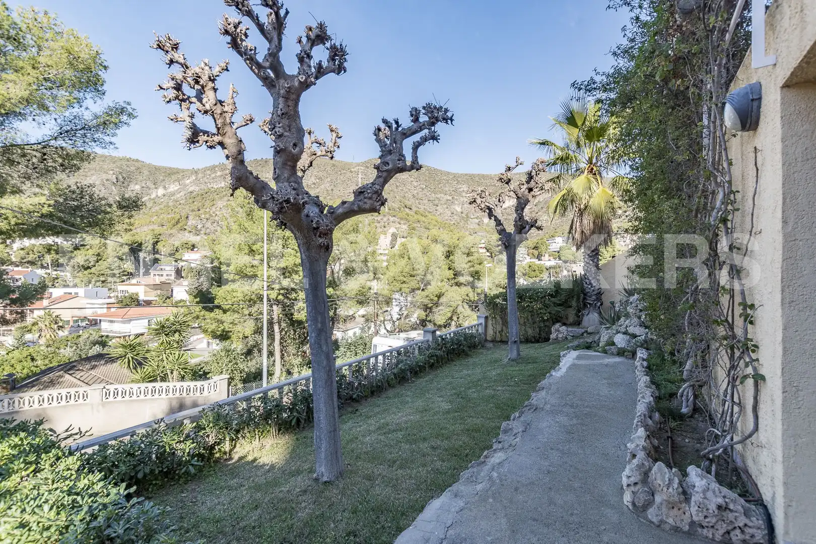 Jardí de Casa o xalet en venda en Castelldefels amb Aire condicionat, Calefacció i Jardí privat