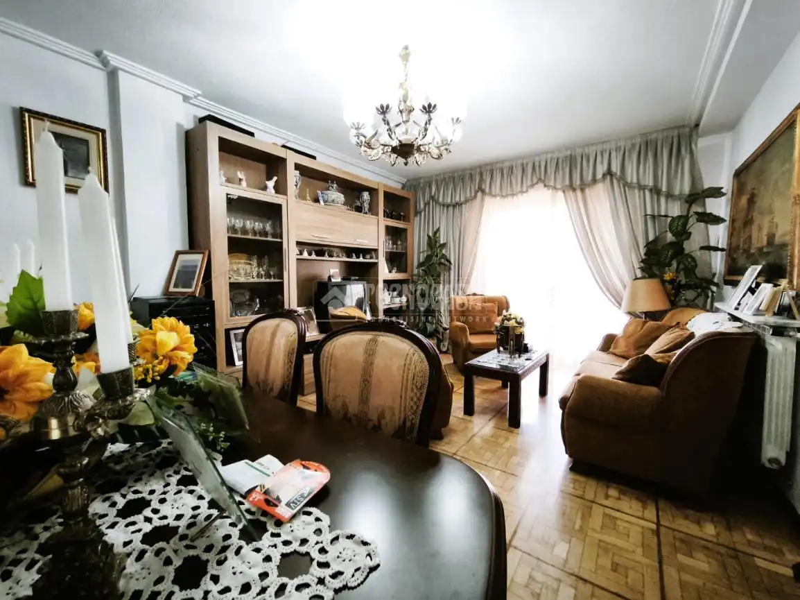 Piso con ascensor en venta en Villafontana - Estoril I, imagen 6