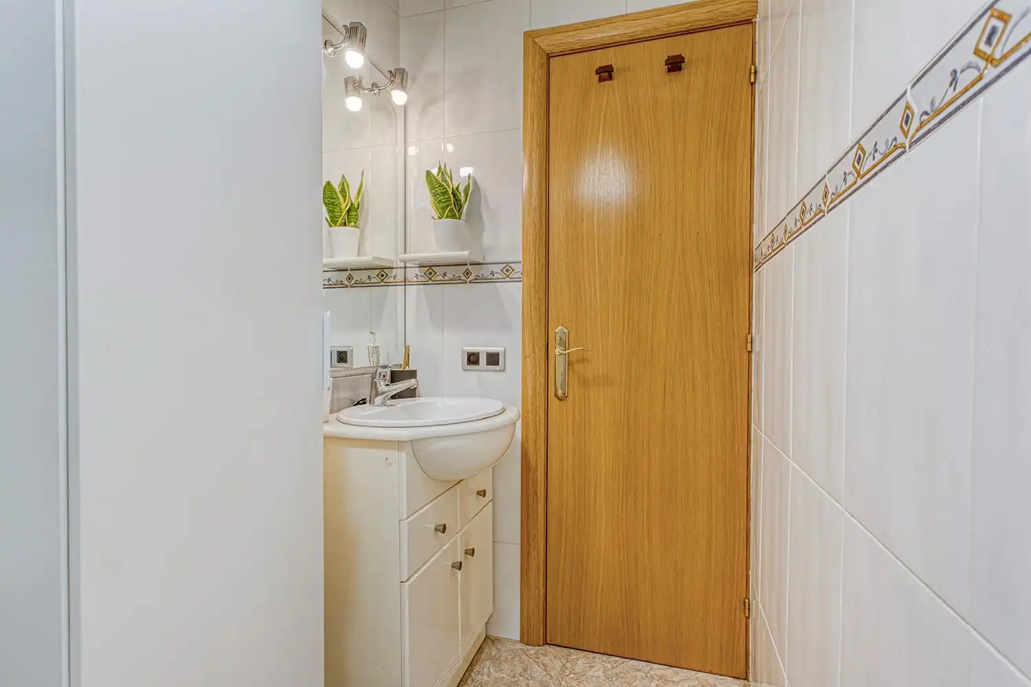 Badezimmer von Wohnung zum Verkauf in Santa Margarida de Montbui mit Heizung, Terrasse und Abstellraum