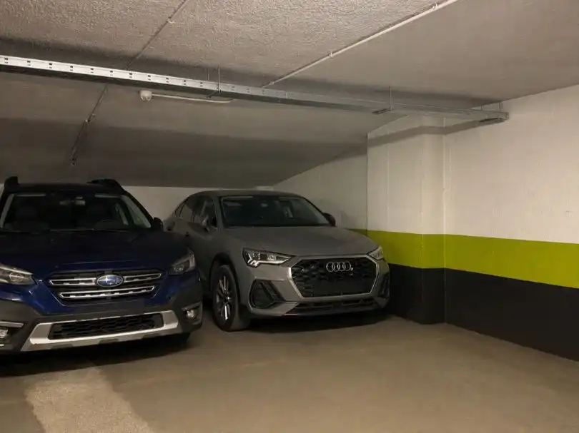 Aparcament de Pis en venda en  Madrid Capital amb Aire condicionat, Terrassa i Piscina