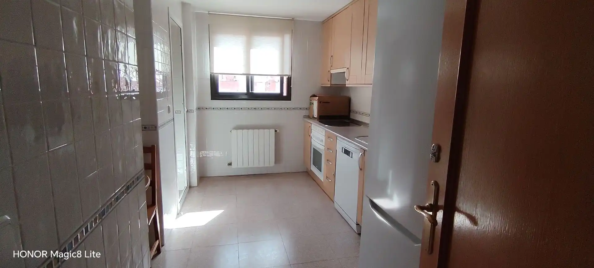 Kitchen of Flat for rent in Alcalá de Henares  with Air Conditioner, Heating and Storage room