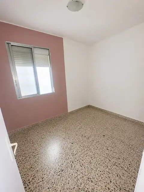 Habitación de Piso en venta en  Logroño con Calefacción y Trastero